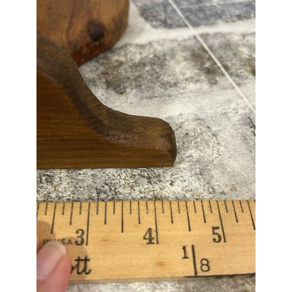 Vintage-style Wooden Wall Shelf Scalloped Apron 11.5”x 3”x4.5” Cottagecore Farm
